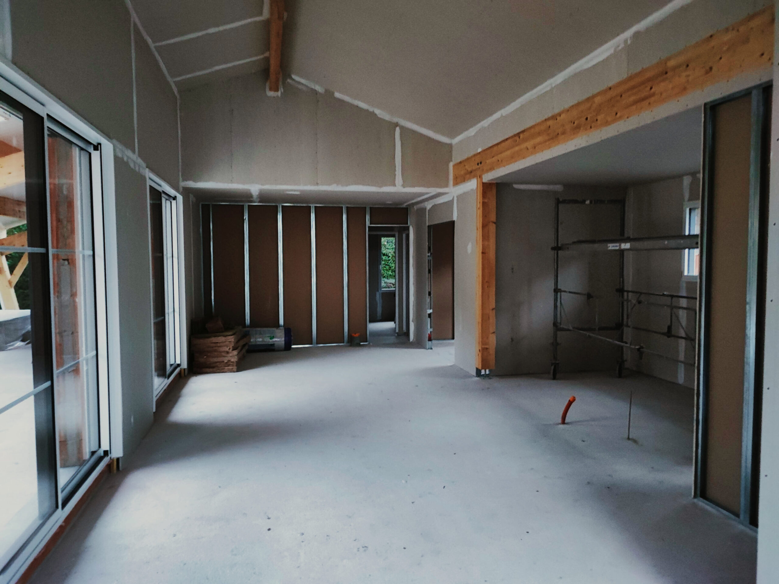 Plâtrerie maison Vielle-Saint-Girons : Les volumes se dessinent - Maison Landes Habitat plaques de plâtre pour la plâtrerie maison Vielle-Saint-Girons